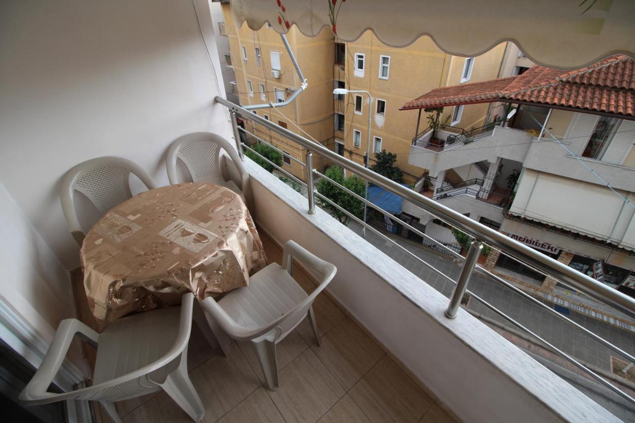 Mona'S Apartments Sarandë Eksteriør bilde